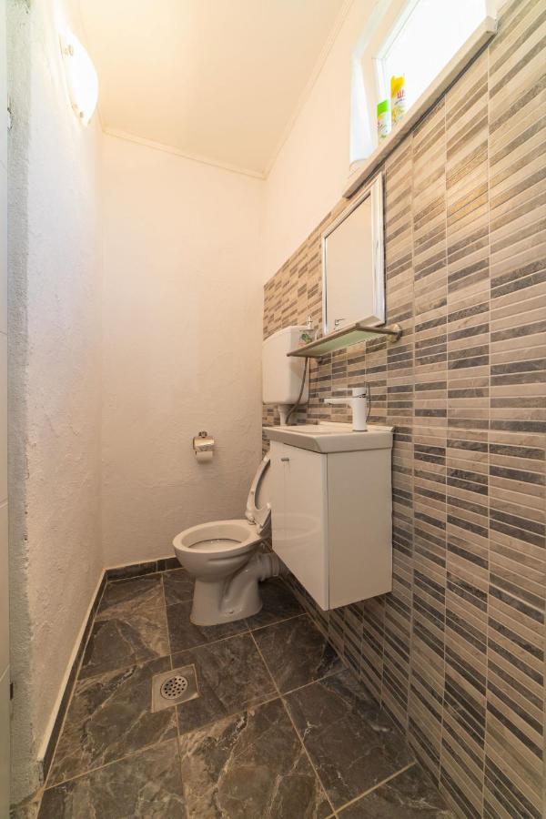Kaštel Novi Apartment Livaja מראה חיצוני תמונה
